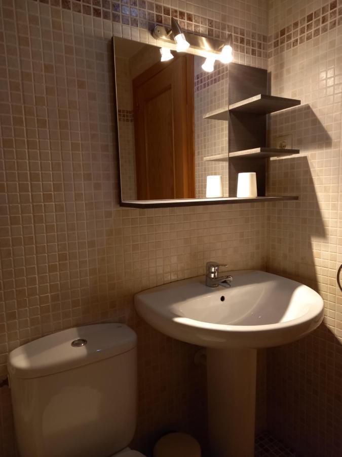 Apartamentos Tuara Castejón de Sos Kültér fotó
